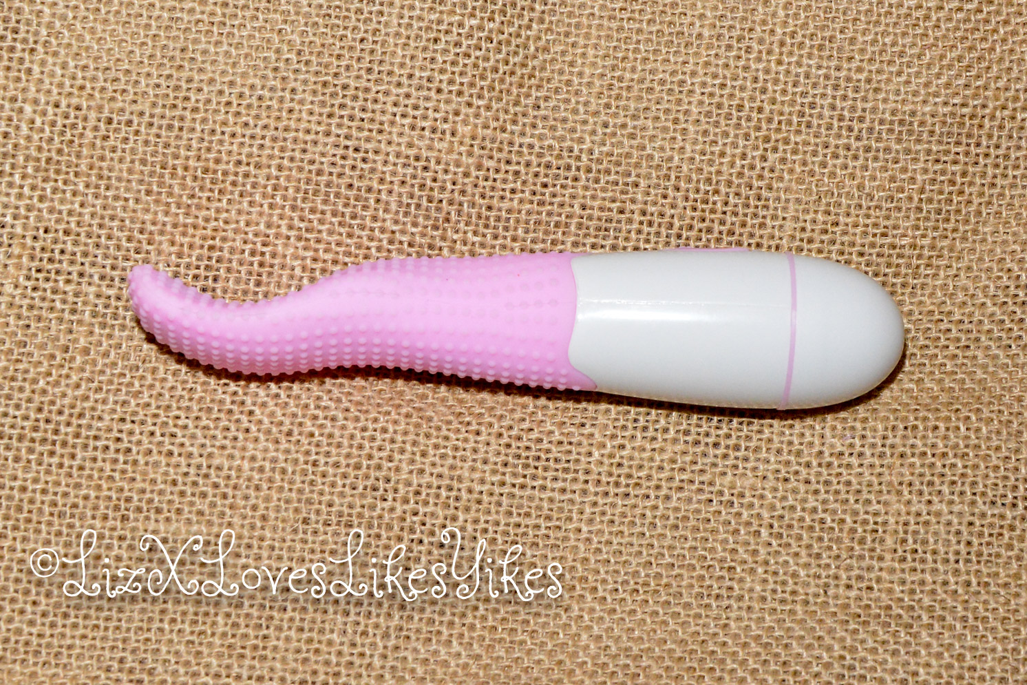 Crazy Tongue Vibrator - Utinta Leptura Review by LizX