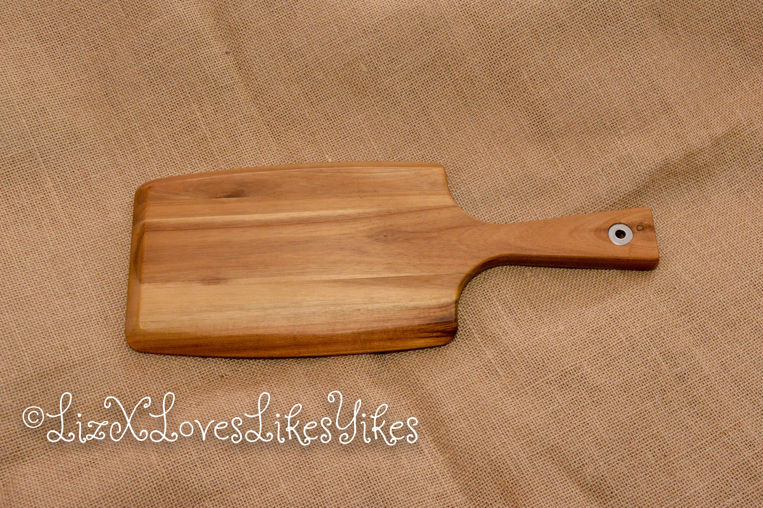 Paddle - DIY-BDSM - Aldi Copyright LizxLovesLikesYikes Picture of the full chopping board