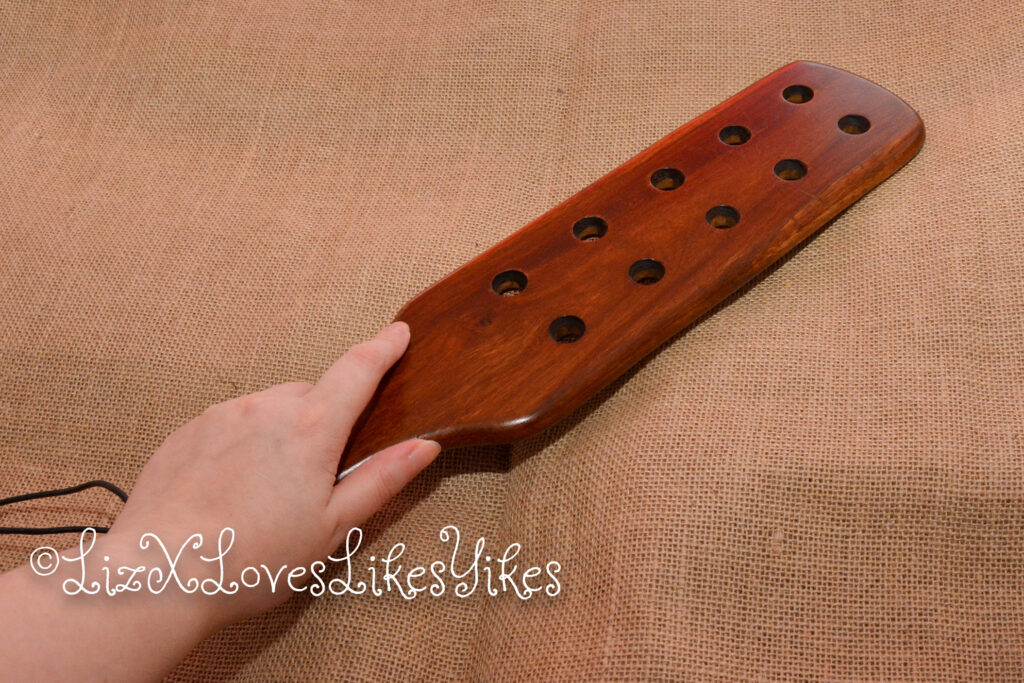 Sir Rosewood - Paddle with Holes - McHurt.eu Review by Liz BlackX