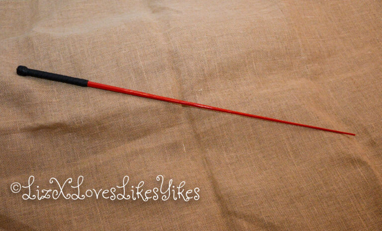 'El Bastardo' - caning implement by Mchurt.eu Review by LizXLikes.com Copyright LizXLikes