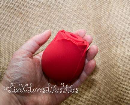 Review of PHANXY Rose Vibrator, Sucking Vibrator Copyright Liz BlackX
