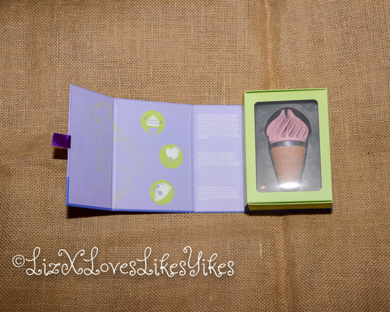 Review of Satisfyer Sweet Treat LayonVibrator Copyright Liz BlackX