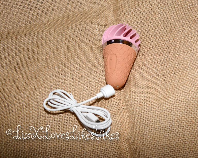 Review of Satisfyer Sweet Treat LayonVibrator Copyright Liz BlackX
