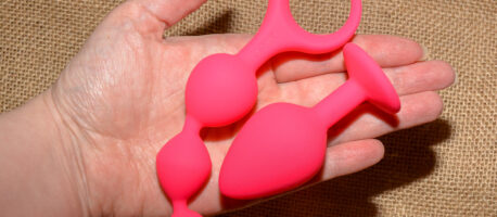 Review of Rimba Barcelona Anal Set with Buttplug and Anal Beads – Pink
