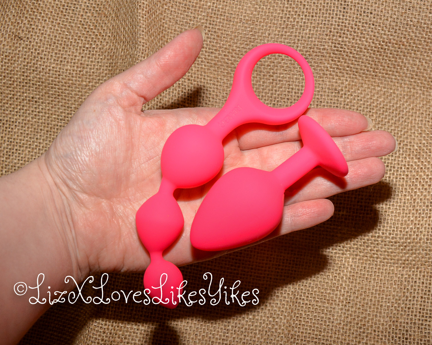 Review of Rimba Barcelona Anal Set with Buttplug and Anal Beads – Pink