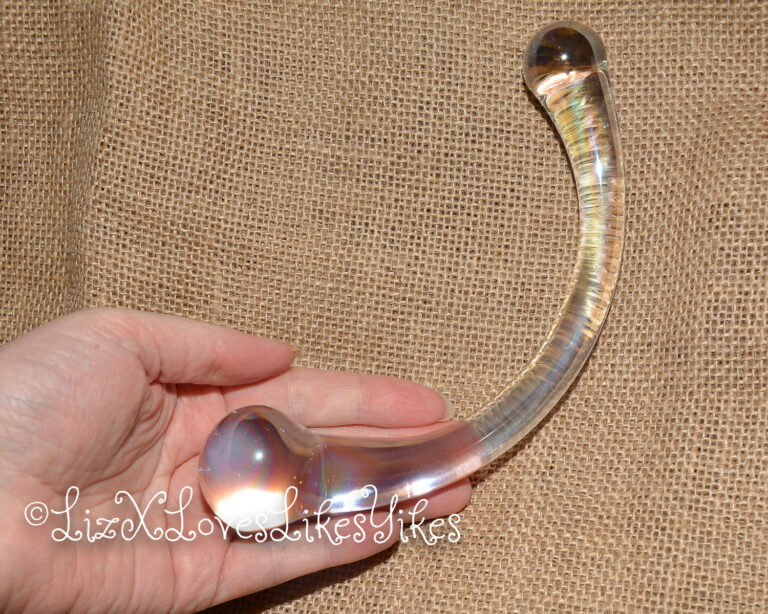 Review of the Rimba Sensual Glass Dildo Wanda Copyright Liz BlackX
