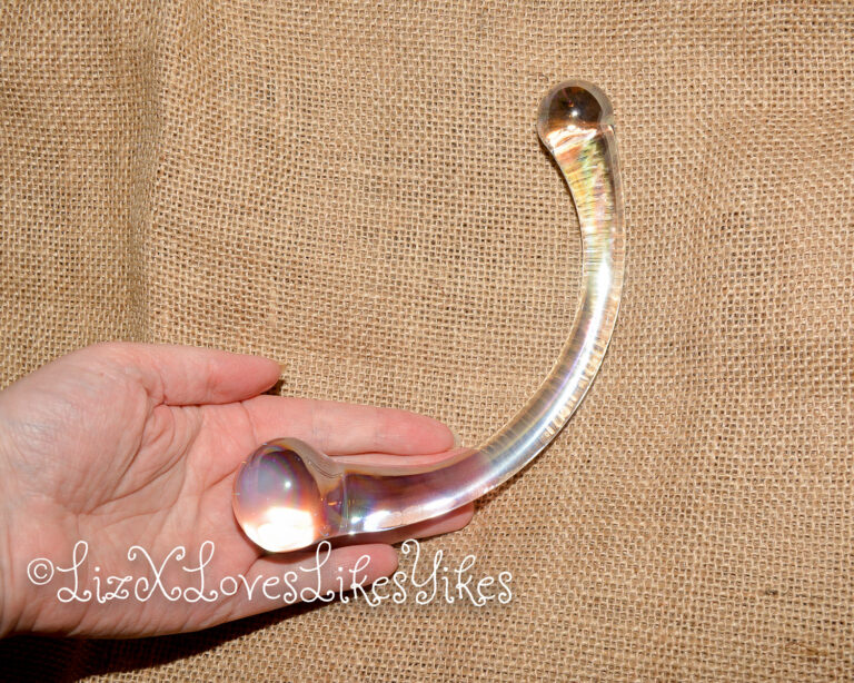 Review of the Rimba Sensual Glass Dildo Wanda Copyright Liz BlackX