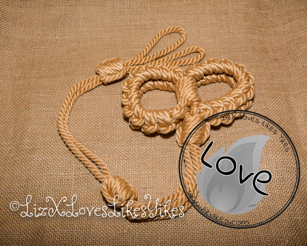 Review of Liebe Seele Bound You Ⅱ Shibari Bondage Rope Wrist Cuffs and Lead Copyright Liz BlackX