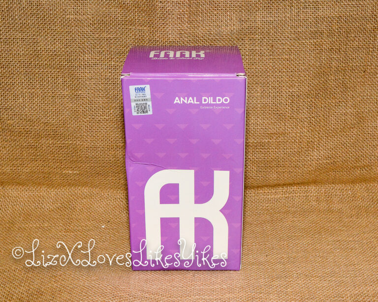 Review of Monster Dildo Loki Taurus Bigshocked.com Copyright Liz BlackX