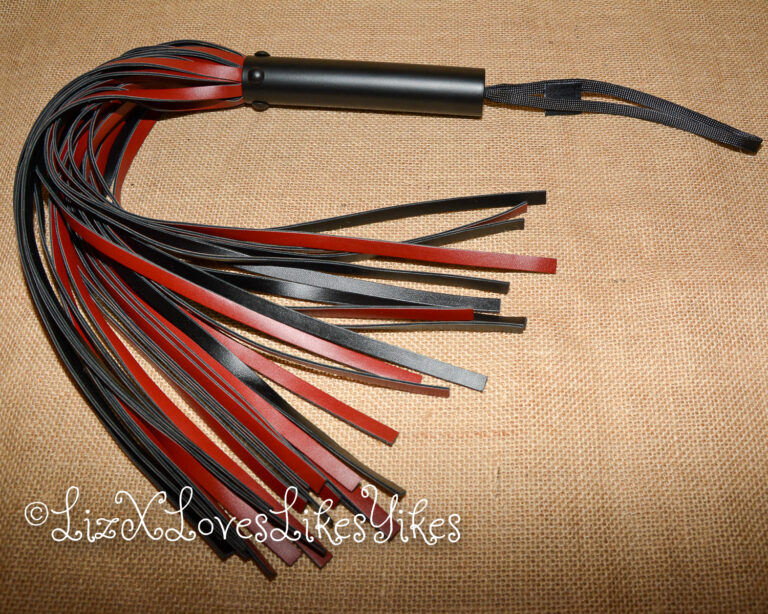 Review of the Saffron Flogger by Sportsheets Copyright Liz BlackX