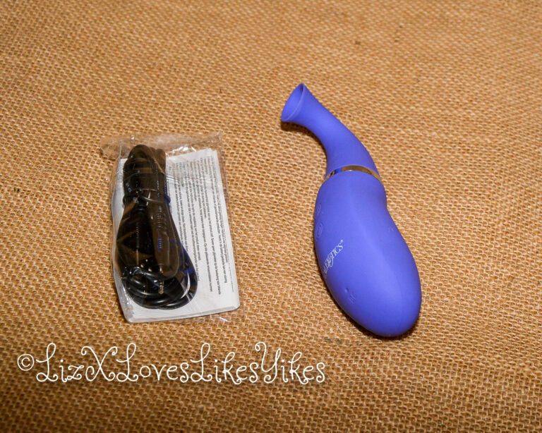 Review of Calexotics Intimate Pump™ Rechargeable Clitoral Pump Copyright Liz BlackX