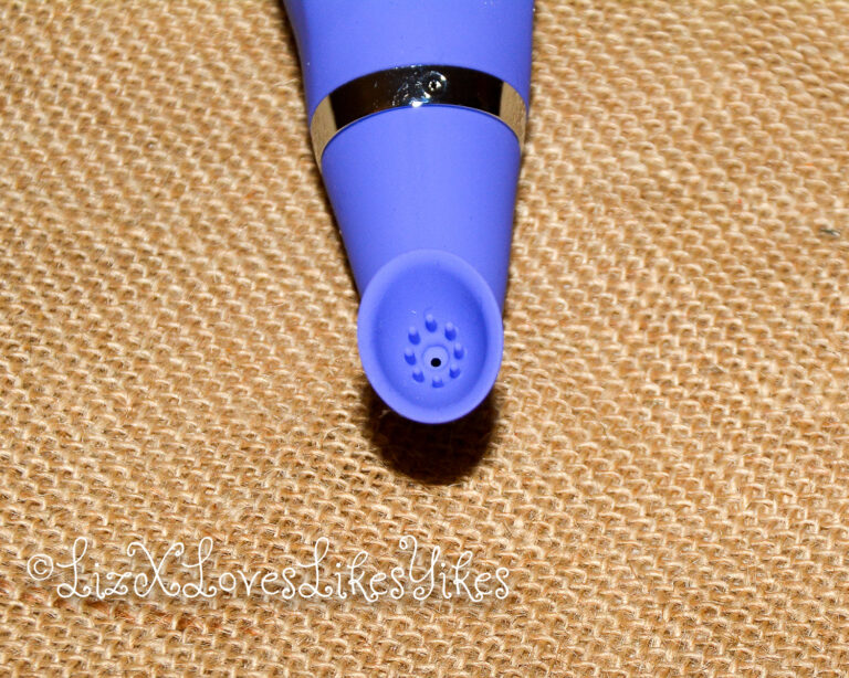 Review of Calexotics Intimate Pump™ Rechargeable Clitoral Pump Copyright Liz BlackX