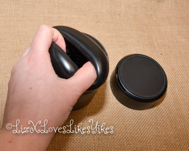 Review Voy Compact Stroker by ArcWave Copyright Liz BlackX