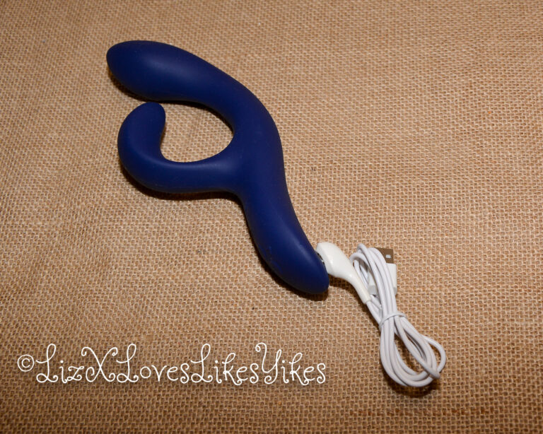 Review of the Nova 2 WeVibe Vibrator Copyright Liz BlackX