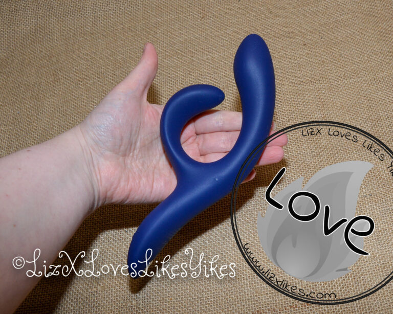 Review of the Nova 2 WeVibe Vibrator Copyright Liz BlackX