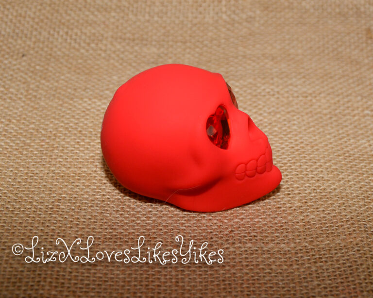 Review of Naughty Bits Bone Head Skull Shaped External Vibrator Copyright Liz BlackX