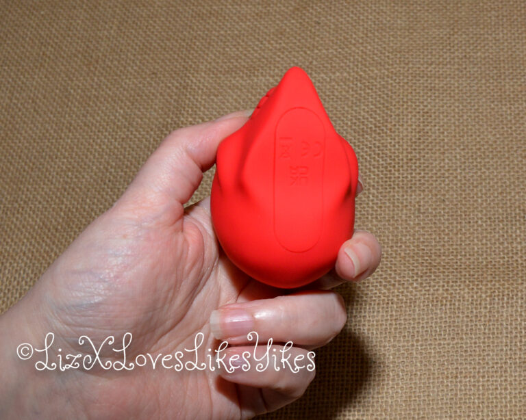 Review of Naughty Bits Bone Head Skull Shaped External Vibrator Copyright Liz BlackX