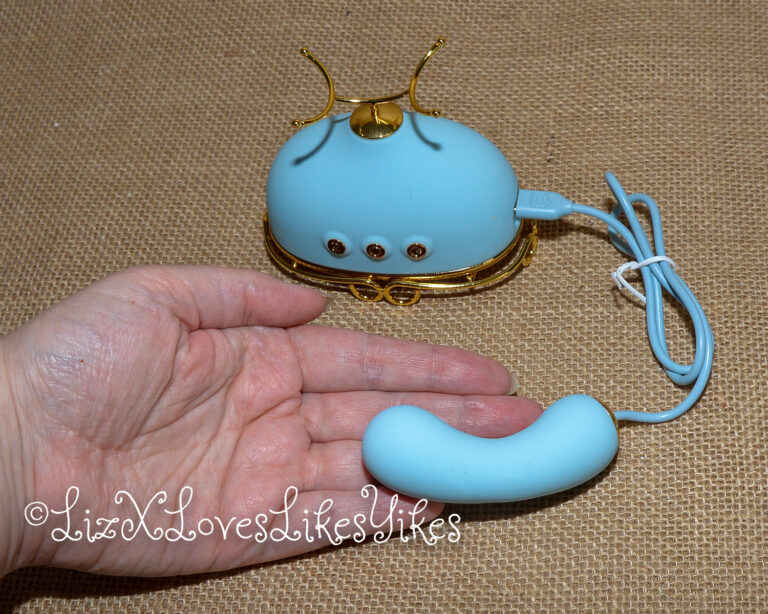 Review of Svakom Retro Telephone Massager Copyright Liz BlackX