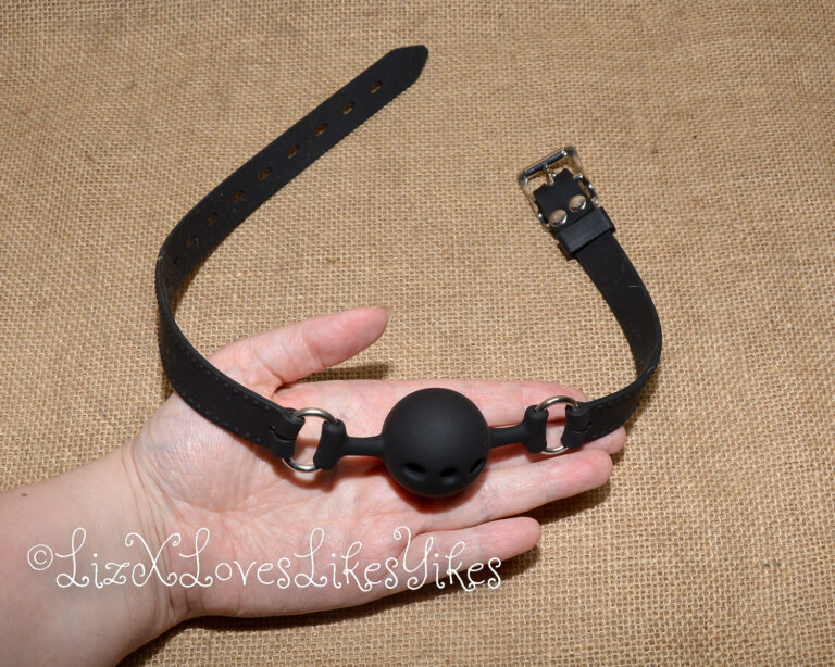 Review of the Clit Torturing Play Kit by Funzze.com Copyright Liz BlackX