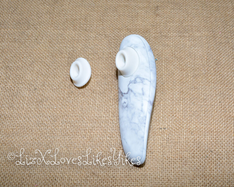 picture of the Womanizer with the extra stimulation head. Review of the Womanizer Marilyn Monroe Special Edition Copyright Liz BlackX