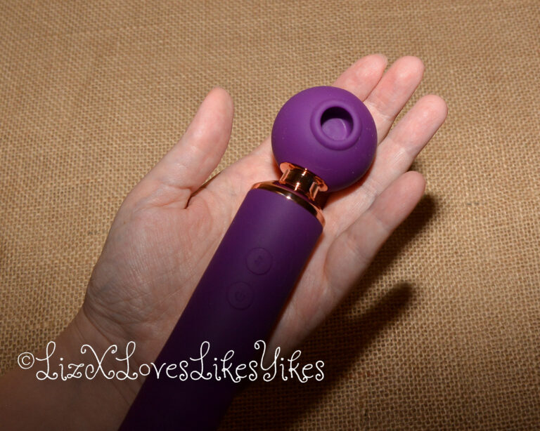 Review of the 3-in-1 Sucking & Flapping Thrusting Vibrator Funzze.com Copyright Liz BlackX
