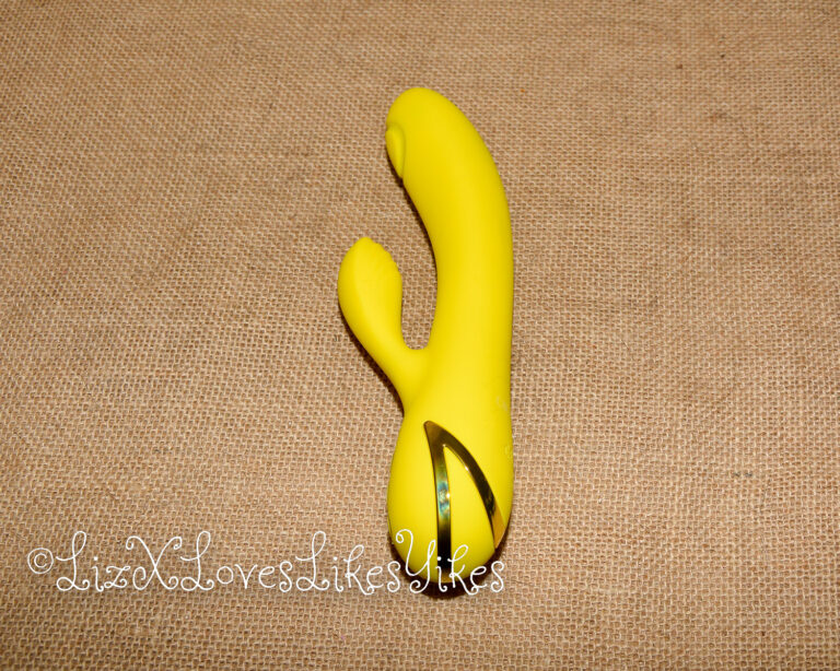 Review of the California Dreaming San Diego Seduction Dual Stimulation Vibrator CalExotics Copyright Liz BlackX