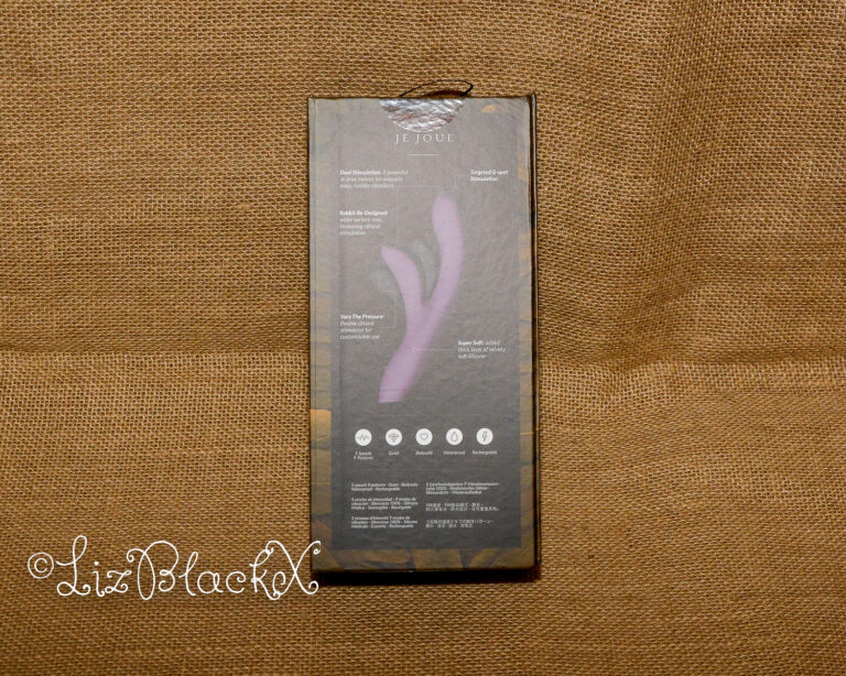 Review of the Je Joue Hera Dual Stimulation Rabbit Vibrator - Purple Copyright LizBlackX
