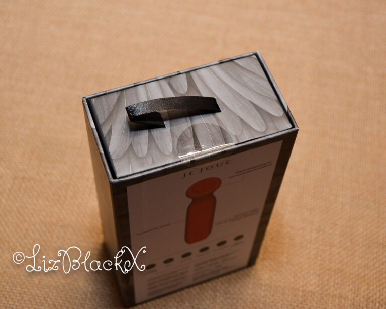 Review of the Vita by Je Joue Copyright Liz BlackX