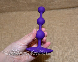 Review of the Amp Anal Beads by Romp Toys Copyright Liz BlackX
