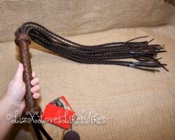 Review of the Equestrian Leather Cat o'nine tails Flogger by Liebe Seele Copyright Liz BlackX