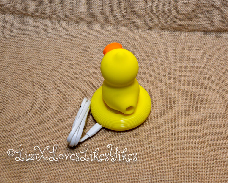 Review of the Honey Ducky II by Funzze.com Copyright Liz BlackX