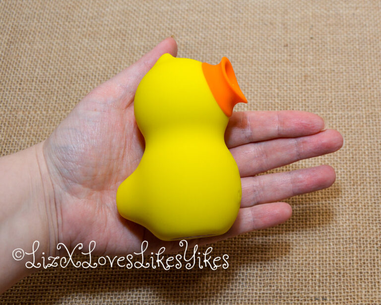 Review of the Honey Ducky II by Funzze.com Copyright Liz BlackX