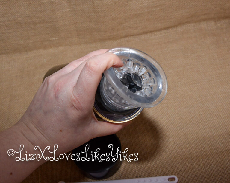 Review of the Bestvibe Hand-free Thrusting Male Masturbator Cup Copyright Liz BlackX
