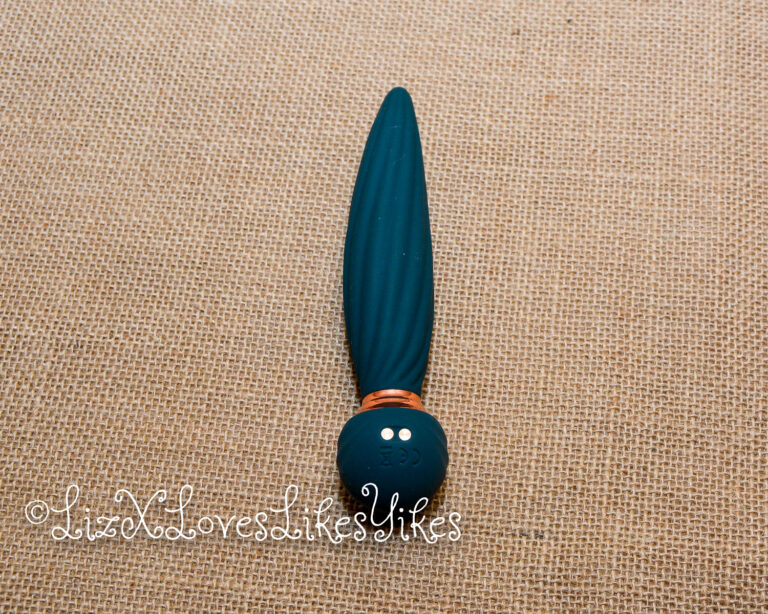 Review of the Twist vibrator by Sugar Pop Copyright Liz BlackX