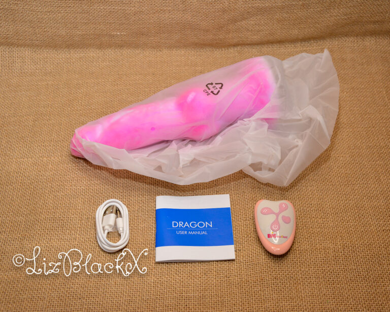 Review of the Dragon 8.8 Inch Thrusting Vibrating Fantasy Knot Dildo Big Shocked Copyright Liz BlackX