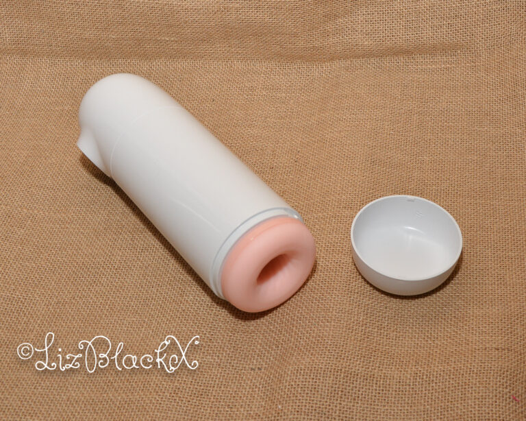 Review of Night Webcam Interactive Male Masturbator Twijoy Copyright Liz BlackX