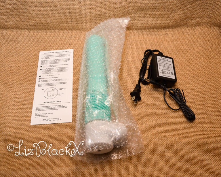 Review of Sammie, a Thrusting Dildo Vibrator by Velvet and the Accessories Pack Copyright Liz BlackX