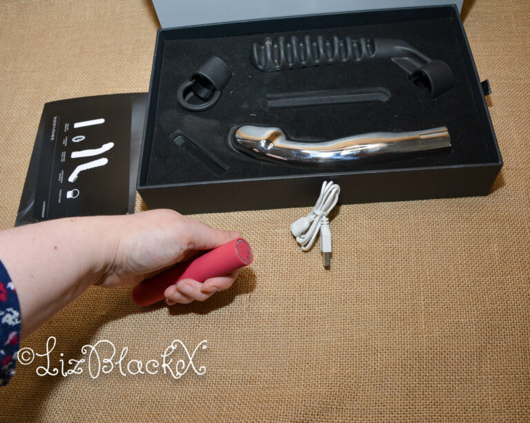 Review of Capo, Vibrating Stainless Metal Dildo by L'Acier Copyright Liz BlackX
