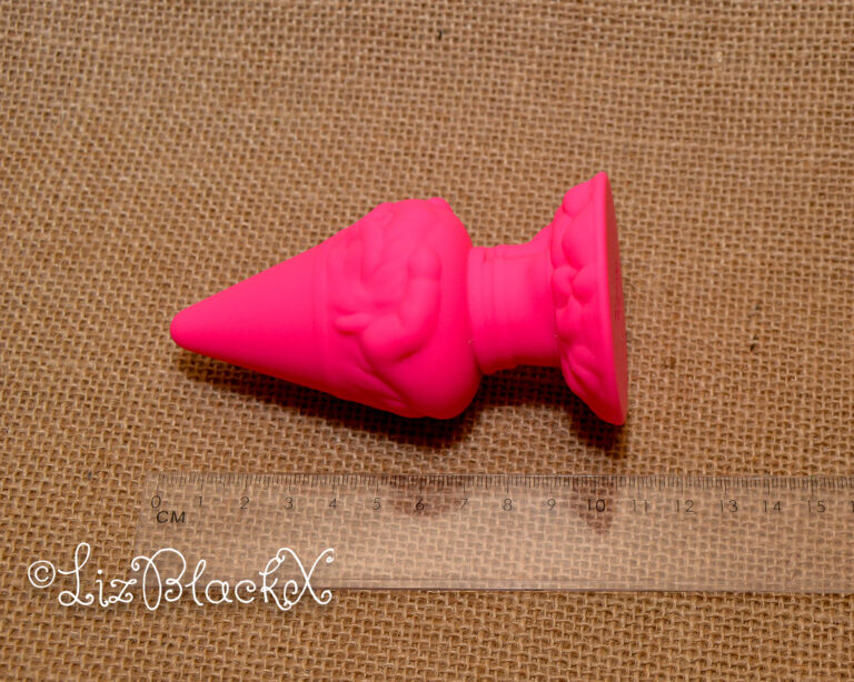 Review of the Naughty Bits® Anal Gnome™ Gnome Butt Plug by Calexotics Copyright Liz BlackX