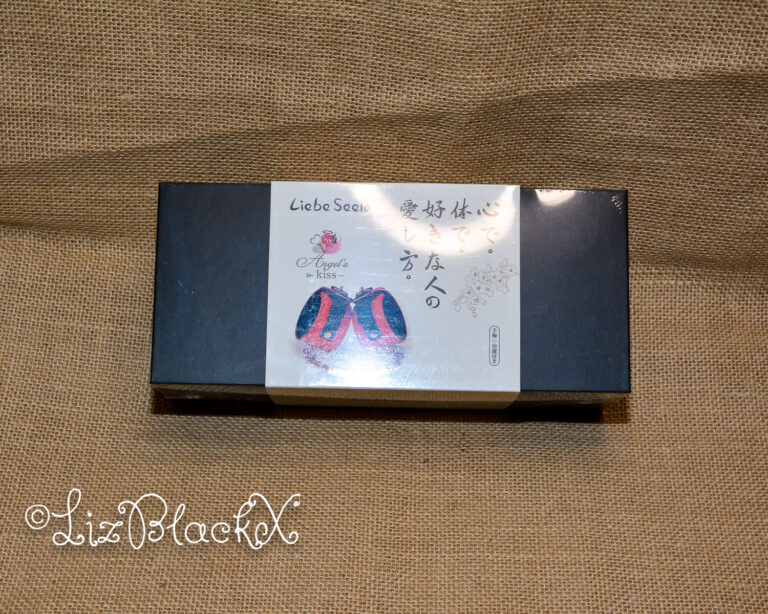 Review of the Angel's Kiss Wrist Cuffs by Liebe Seele Copyright Liz BlackX