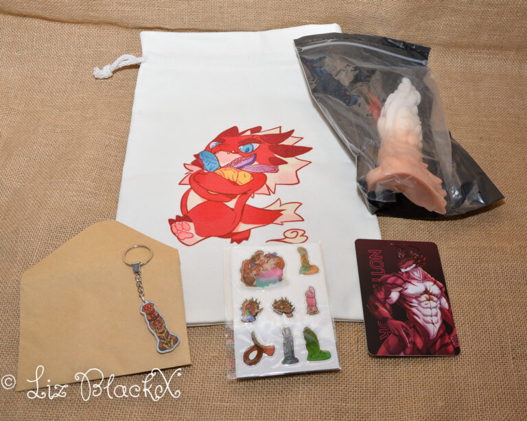 A Customized Satisfaction: Nothosaur's Virgo Dildo Review Copyright Liz BlackX