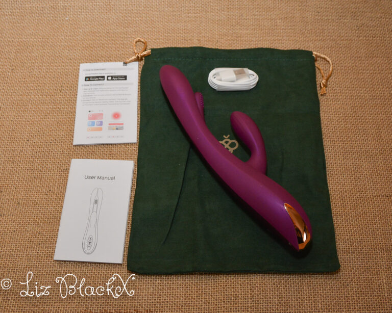 Terrific Vibes: An In-Depth Review of the Future-Forward Vibrator Terri by HoneyPlayBox.com Copyright Liz BlackX