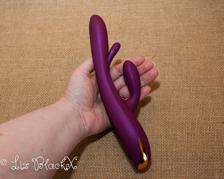 Terrific Vibes: An In-Depth Review of the Future-Forward Vibrator Terri by HoneyPlayBox.com Copyright Liz BlackX