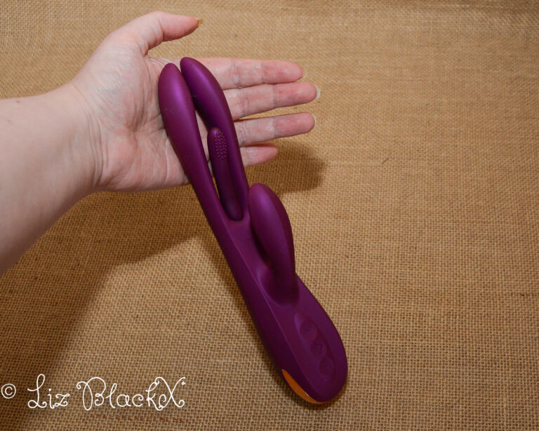 Terrific Vibes: An In-Depth Review of the Future-Forward Vibrator Terri by HoneyPlayBox.com Copyright Liz BlackX
