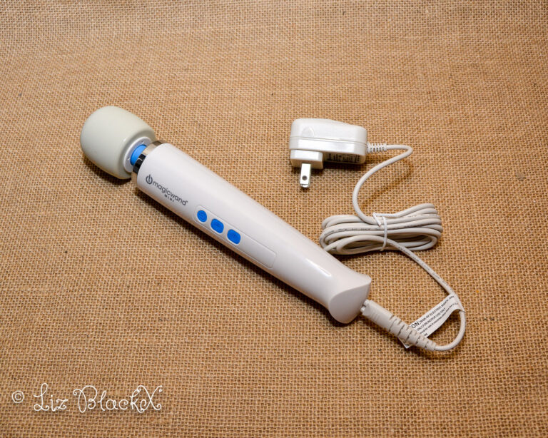 Testing the Magicwand Mini: Bringing Simplicity and Pleasure Together Copyright LizBlackX