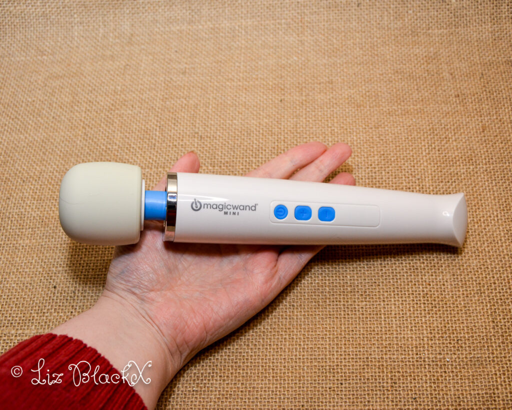 Testing the Magicwand Mini: Bringing Simplicity and Pleasure Together Copyright LizBlackX