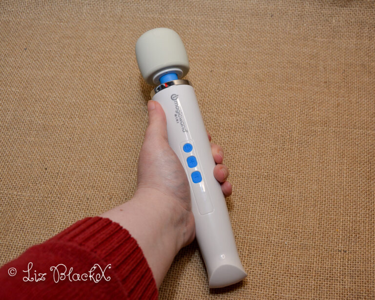 Testing the Magicwand Mini: Bringing Simplicity and Pleasure Together Copyright LizBlackX