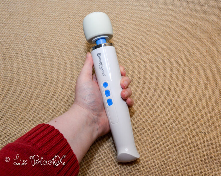 Testing the Magicwand Mini: Bringing Simplicity and Pleasure Together Copyright LizBlackX