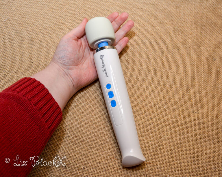 Testing the Magicwand Mini: Bringing Simplicity and Pleasure Together Copyright LizBlackX