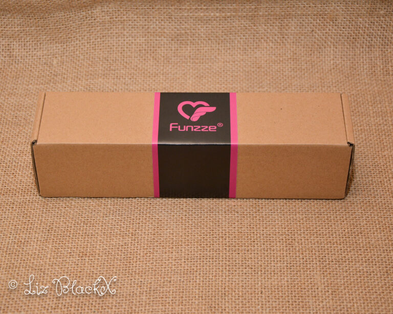 REALISTIC FUN! Complete Funzze Heating Tongue Vibrator Review Copyright Liz BlackX